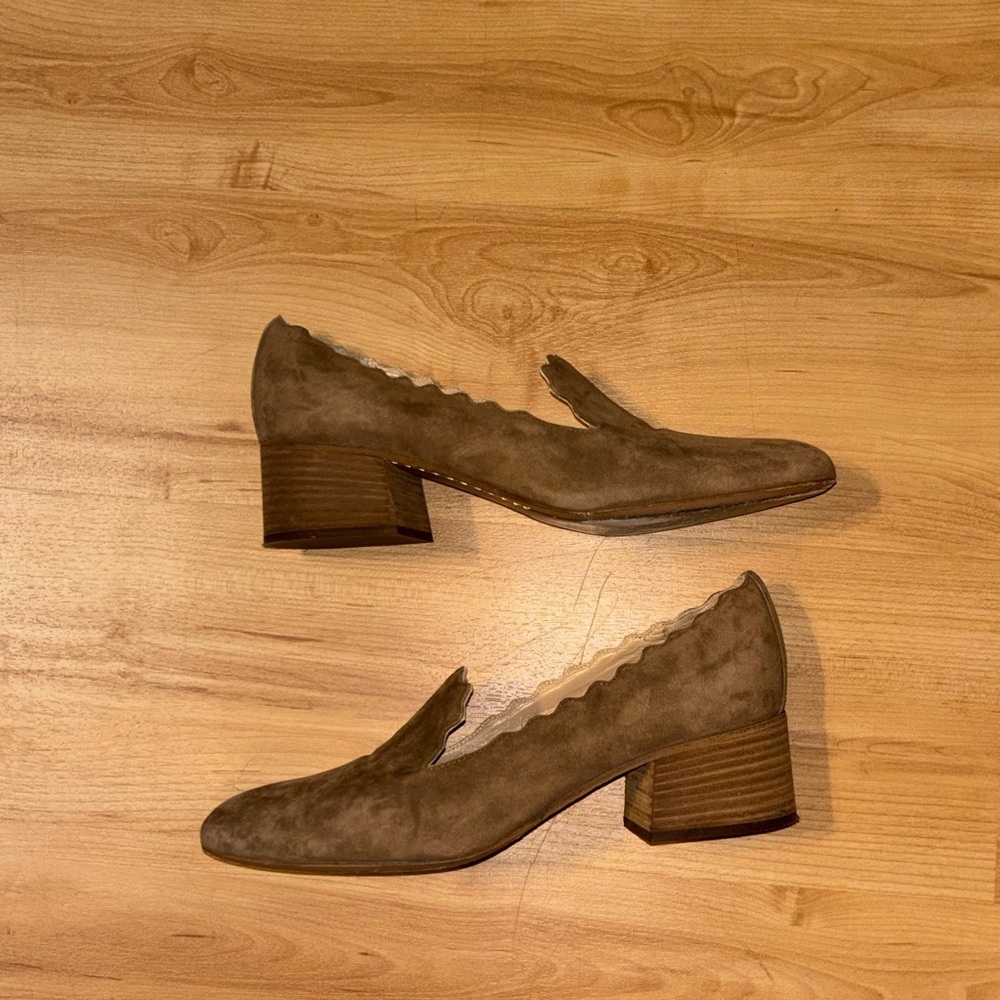 Chloe scallop tan suede block heel - Picture 4 of 5